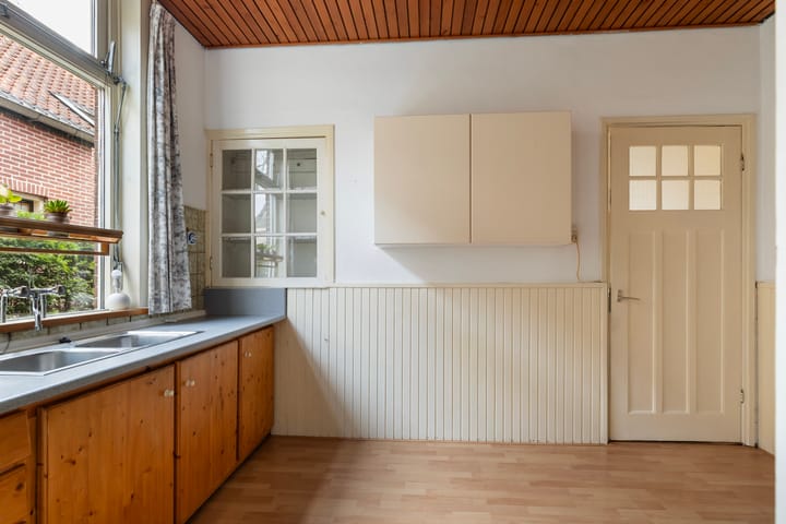 Photo 14 of Koningin Hortenselaan 16