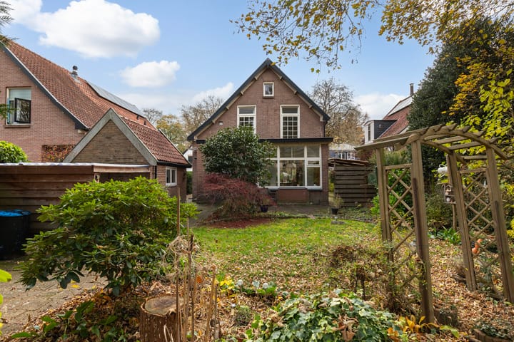 Photo 30 of Koningin Hortenselaan 16