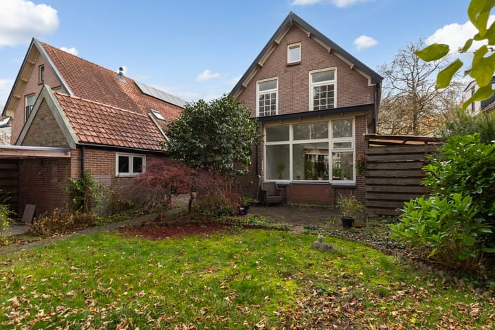 Photo 31 of Koningin Hortenselaan 16