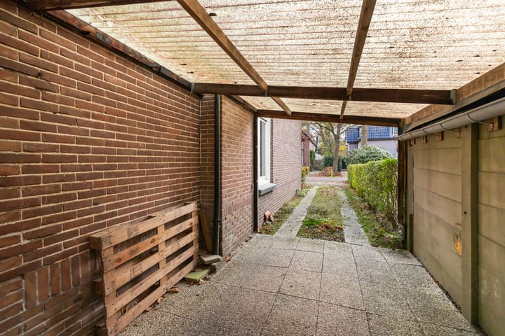 Photo 33 of Koningin Hortenselaan 16