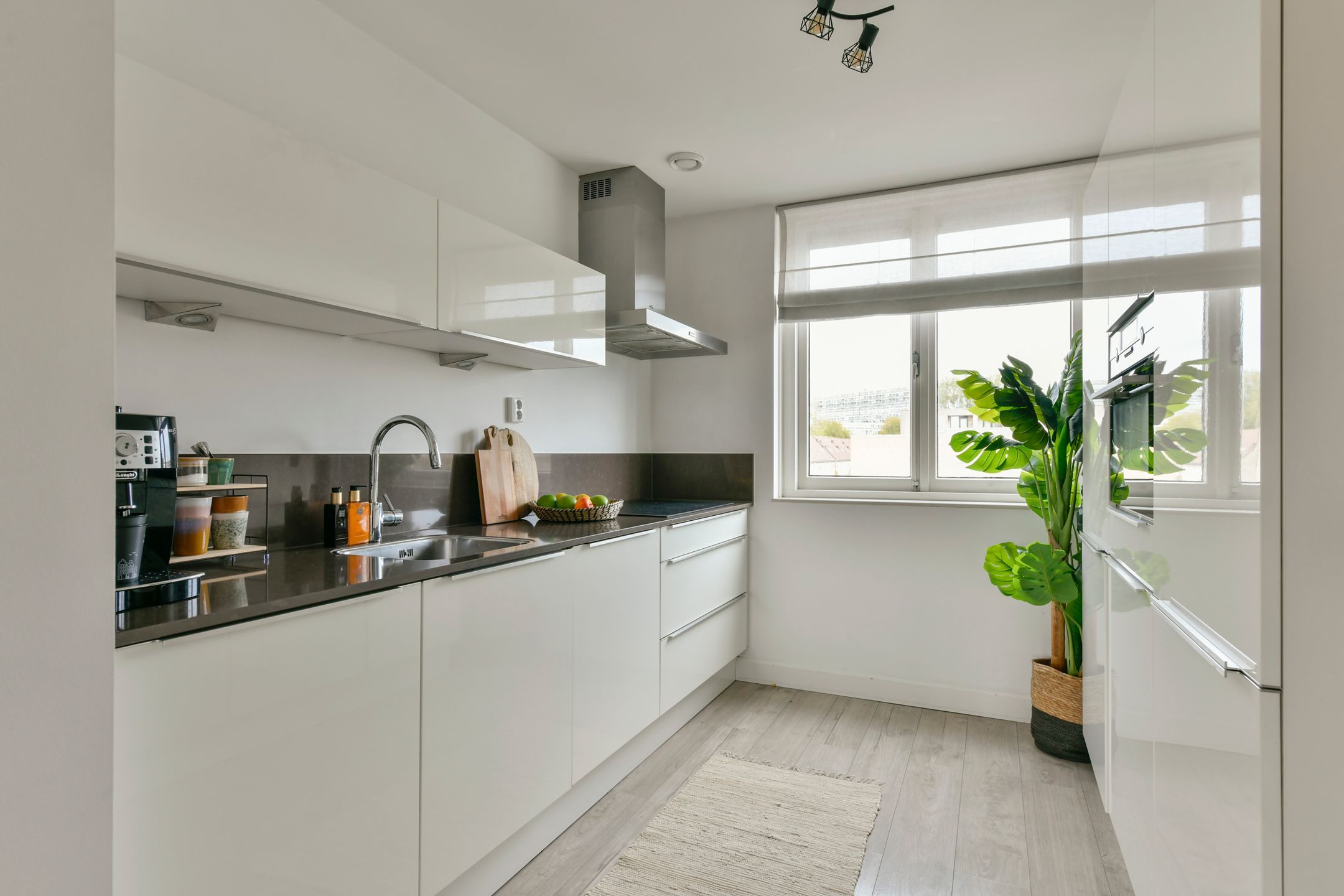 Foto 9 van Eduard Hellendoornstraat 2