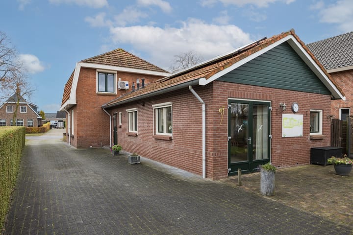 Photo 37 of Denekamperstraat 53