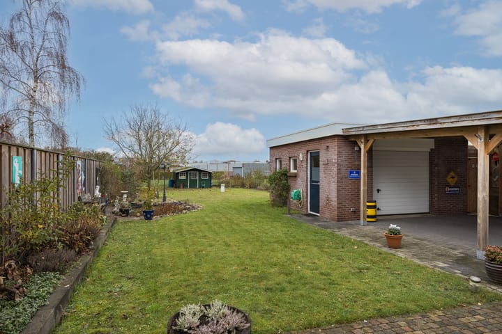 Photo 38 of Denekamperstraat 53