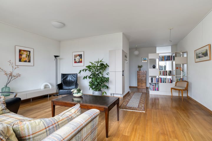 Photo 4 of Veenbesstraat 526