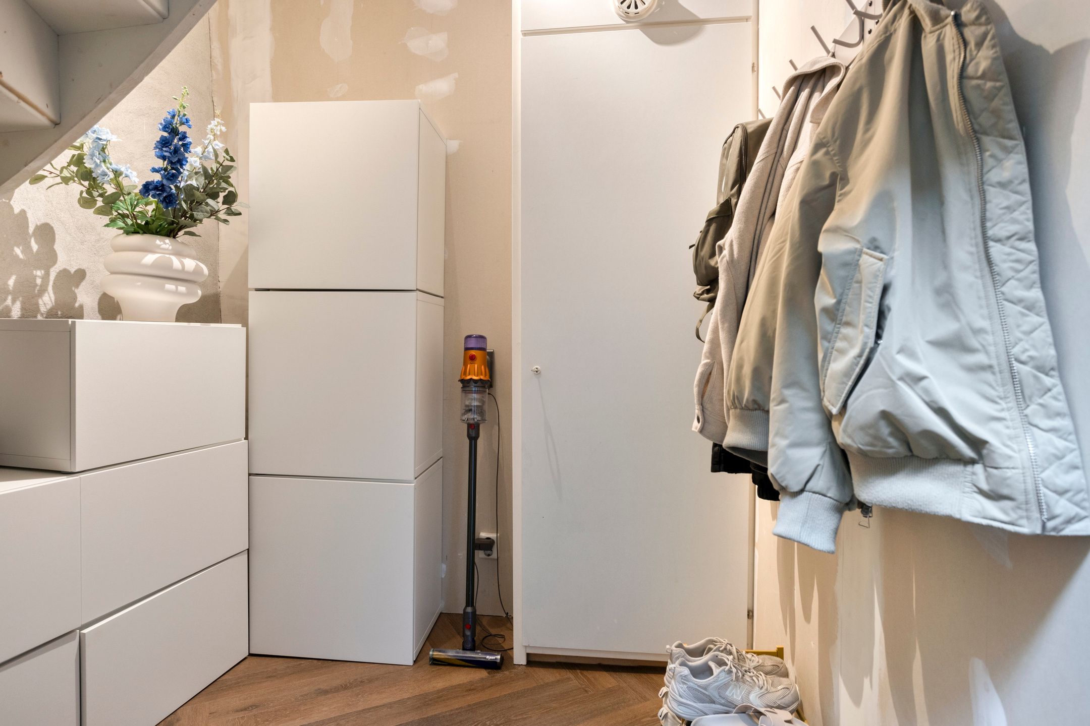 Photo 18 of Naadzak 14