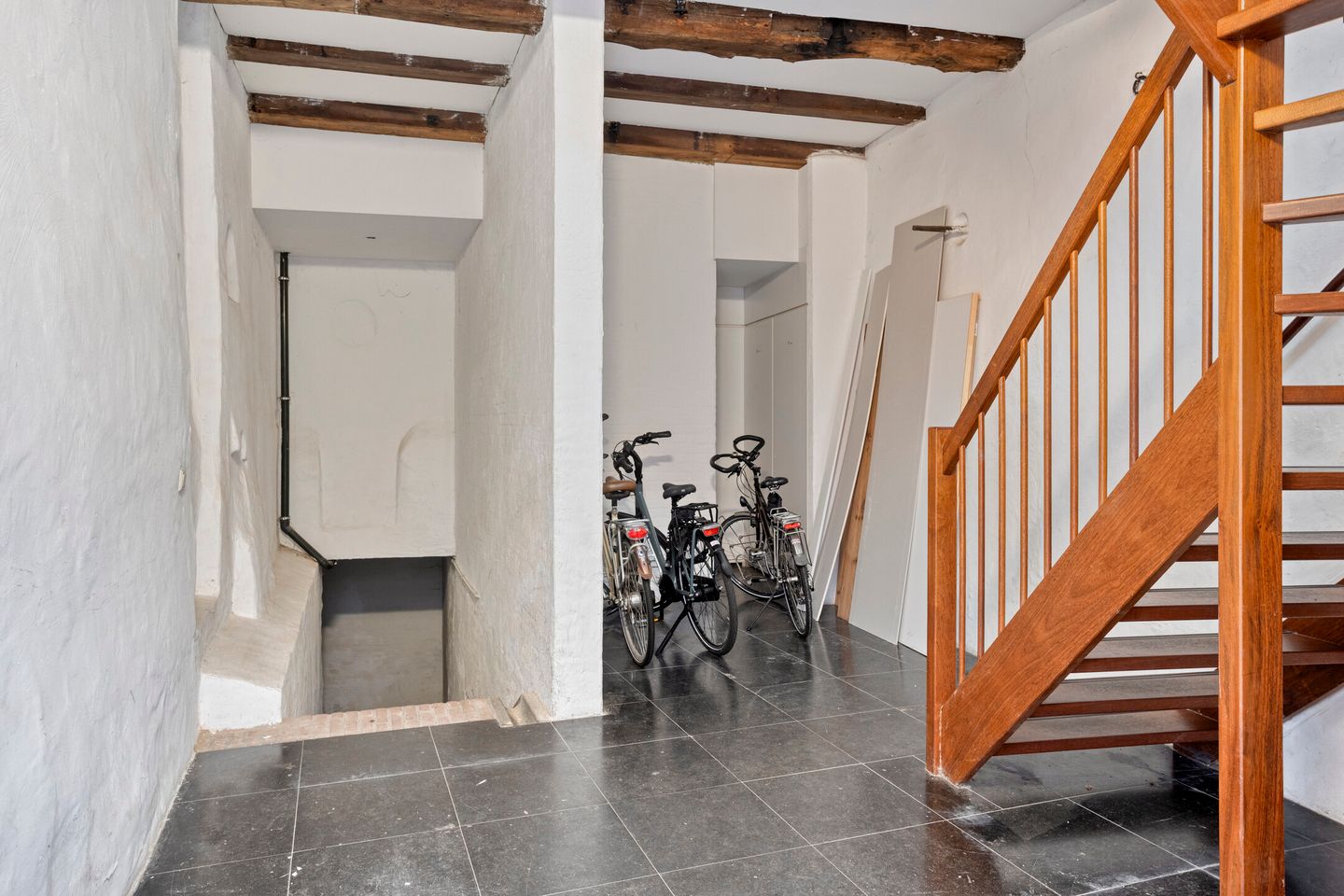 Photo 35 of Naadzak 14