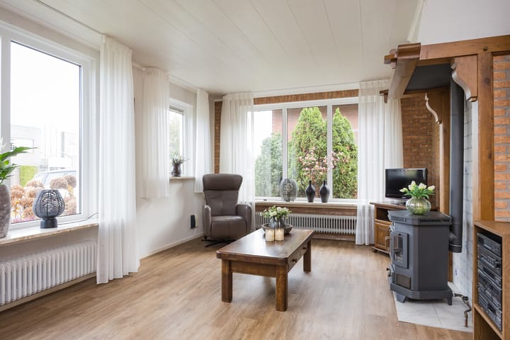 Photo 10 of De Mors 26