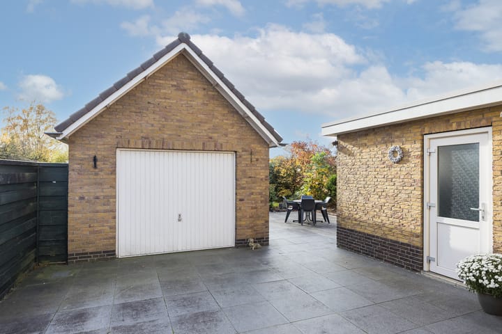 Photo 26 of De Mors 26