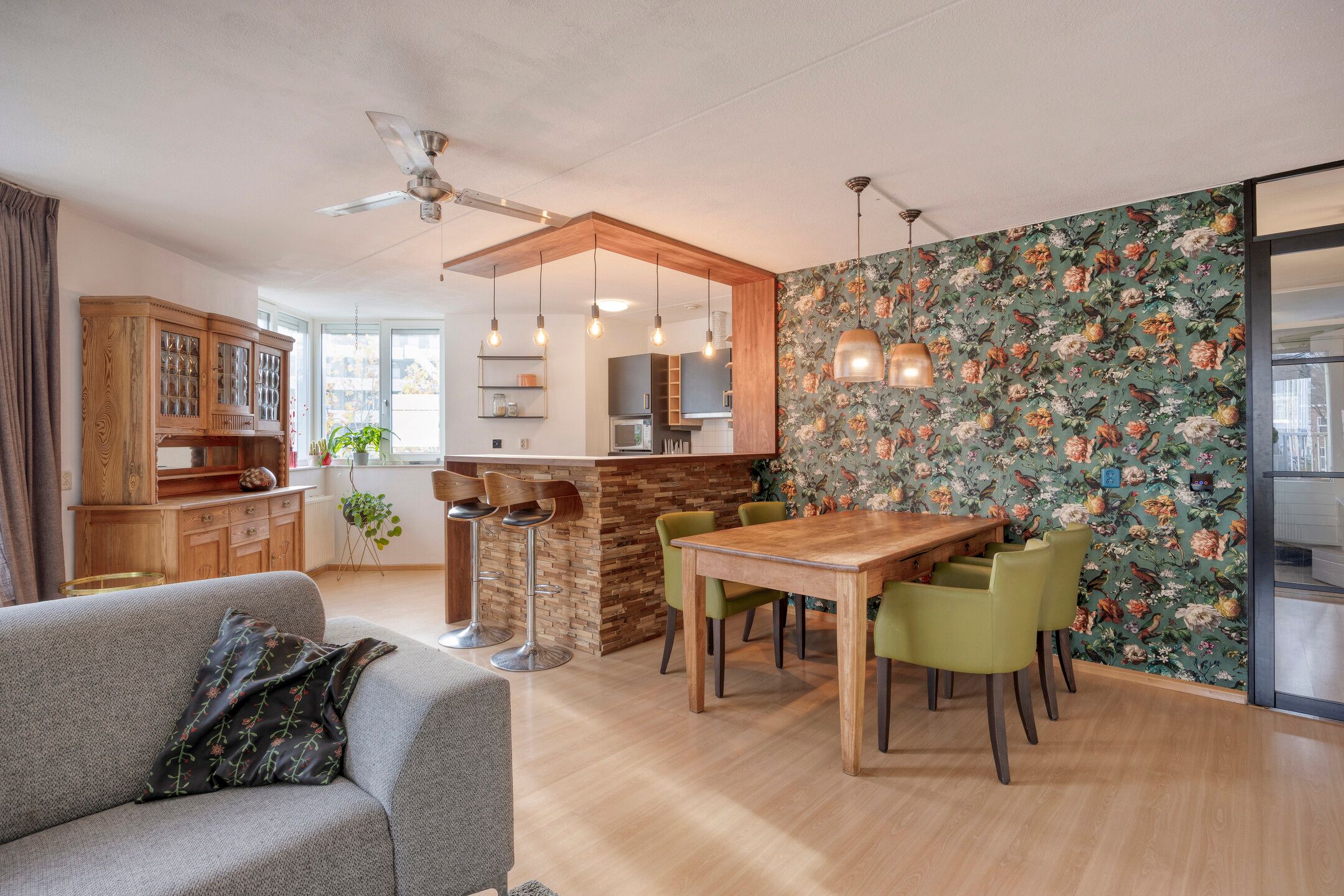 Foto 15 van Stratumsedijk 18-F