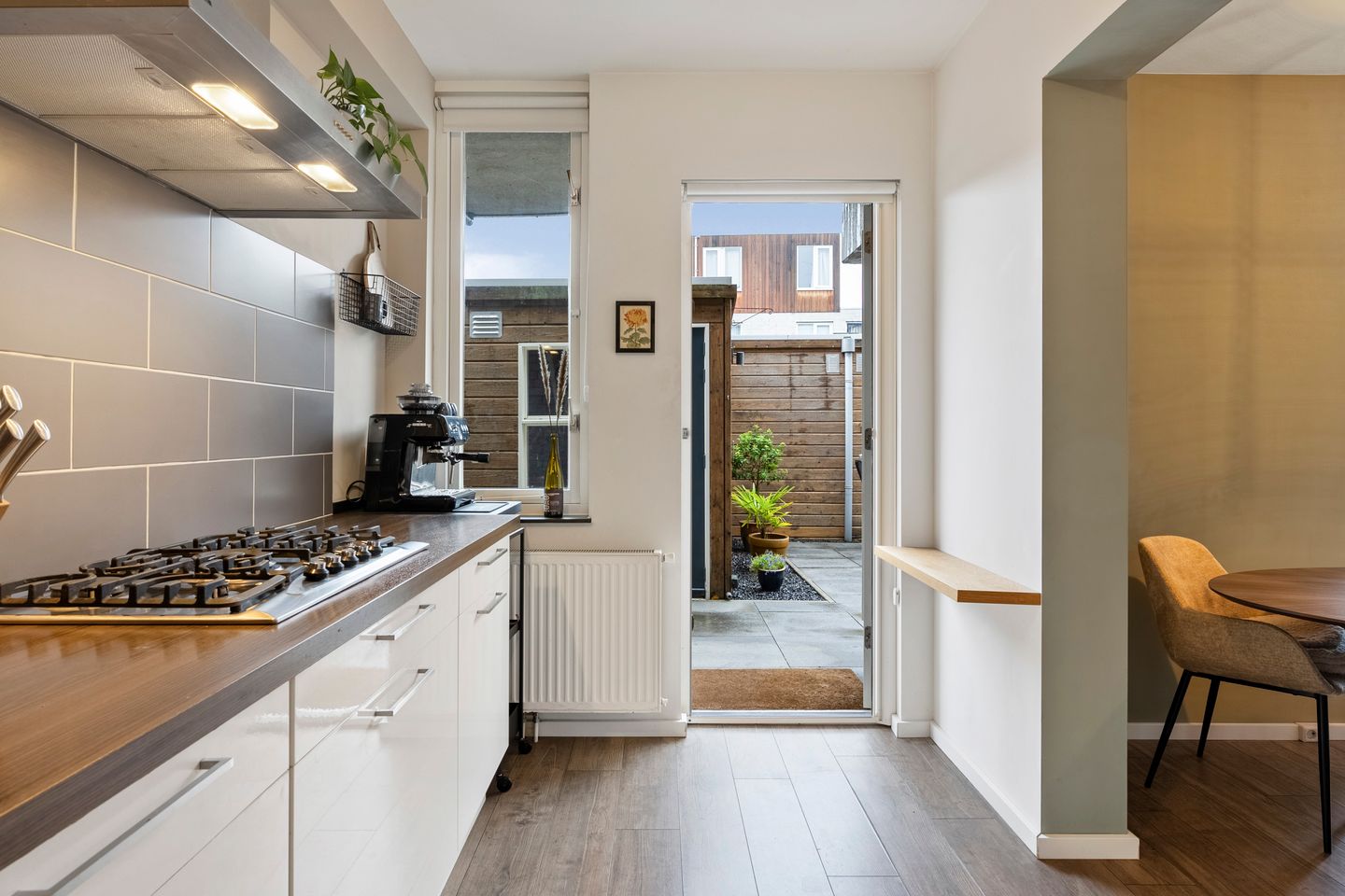 Photo 10 of Vondelweg 154