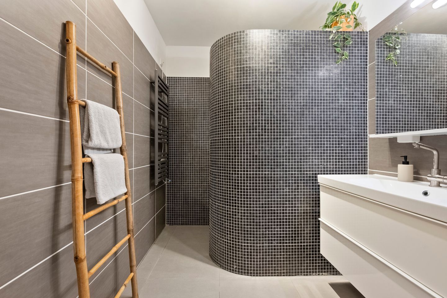 Photo 25 of Vondelweg 154