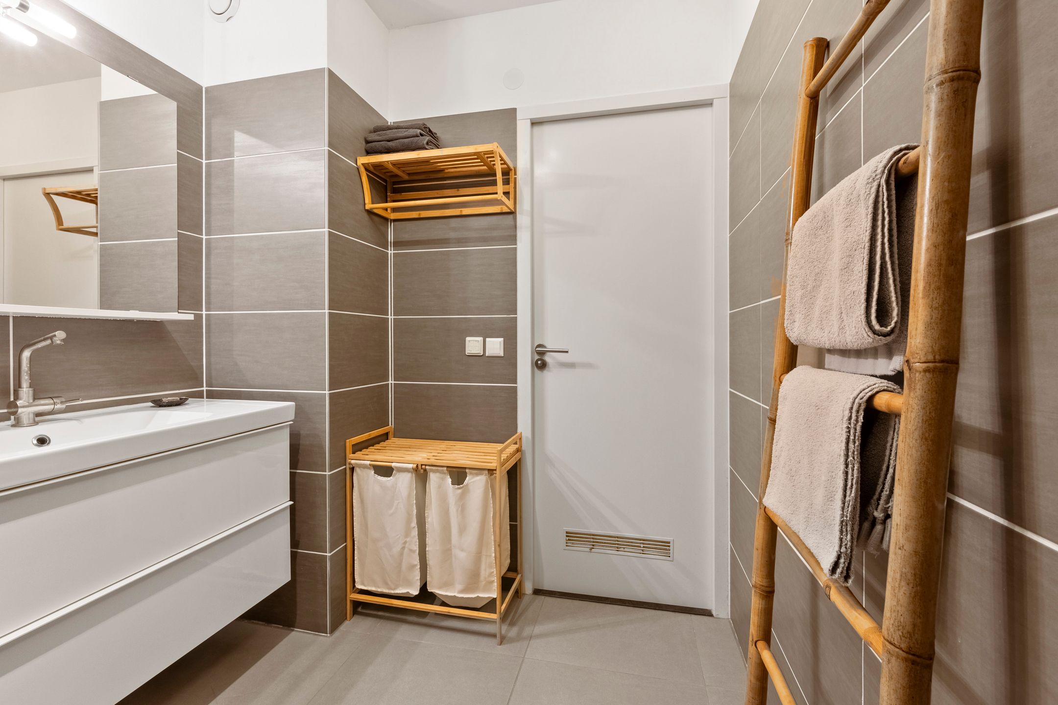 Photo 27 of Vondelweg 154