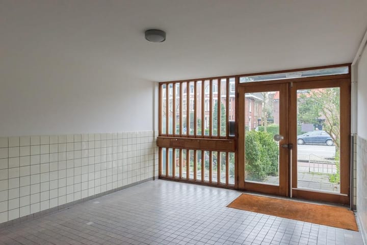 Photo 5 of Rijnsburgerweg 61