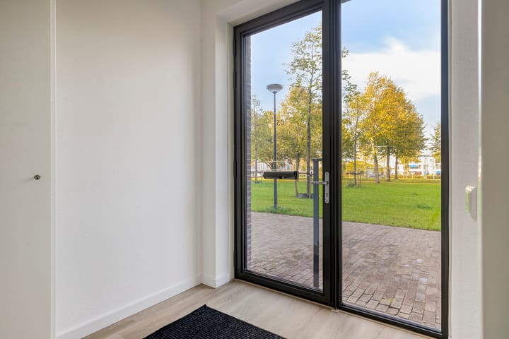 Photo 5 of Agoraweg 105