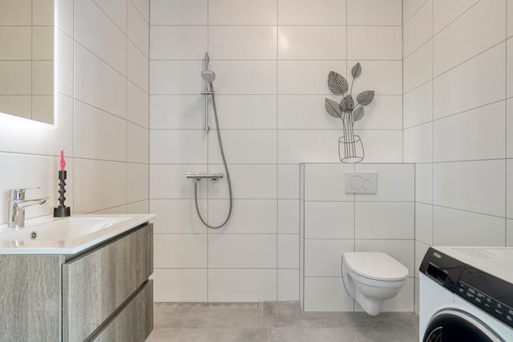 Photo 11 of Agoraweg 105