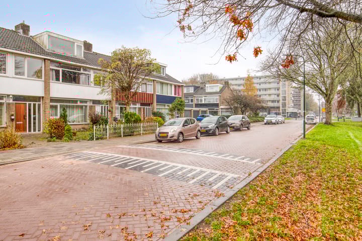 Photo 7 of Graaf Engelbrechtlaan 13