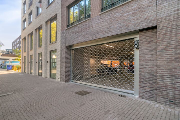 Photo 37 of Agoraweg 105