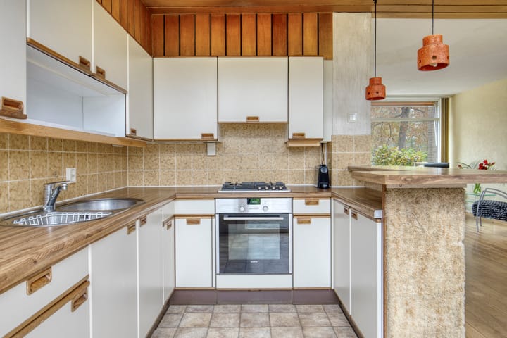 Photo 18 of Graaf Engelbrechtlaan 13