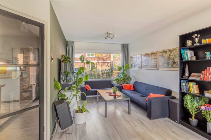 Photo 2 of Jacob van Deventerstraat 13