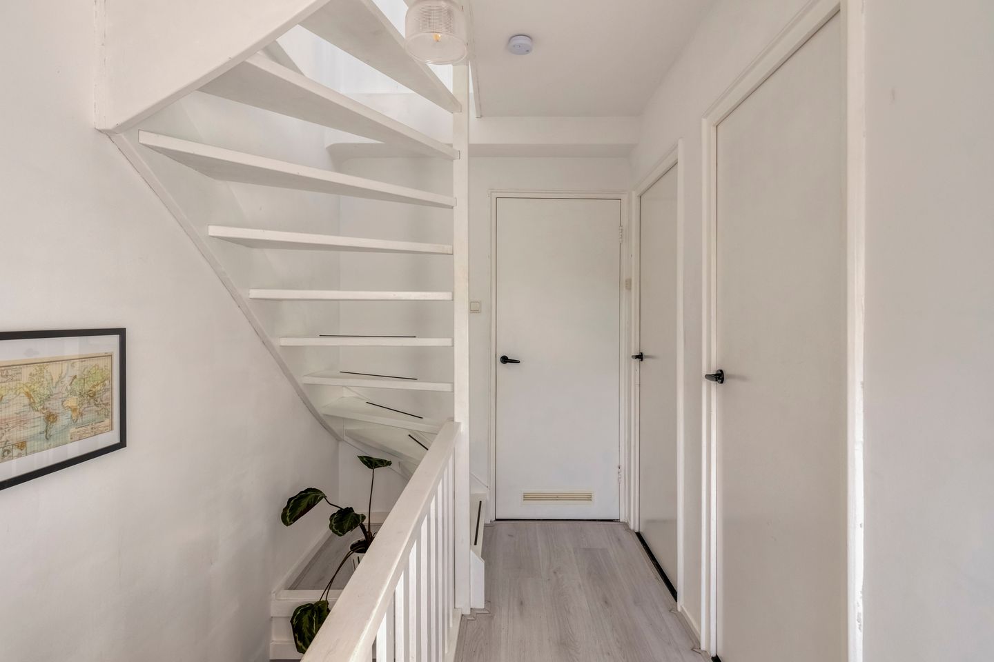 Photo 19 of Jacob van Deventerstraat 13