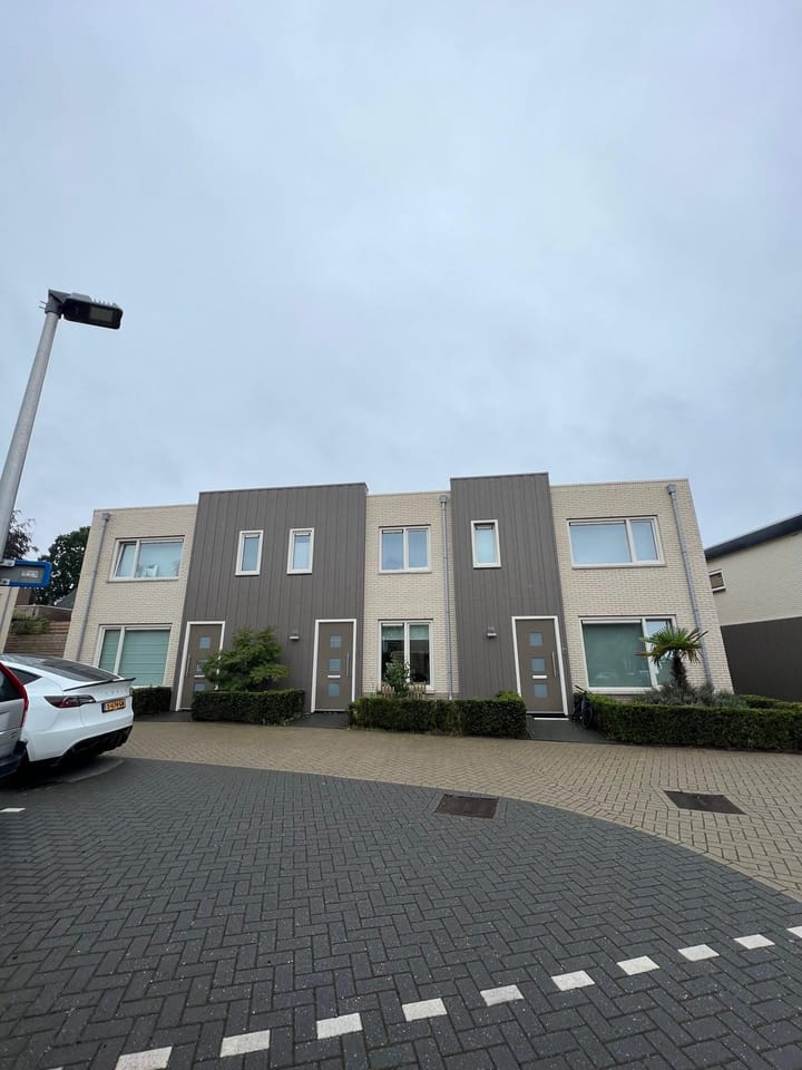 Foto 2 van Burg Grothestraat 23-D