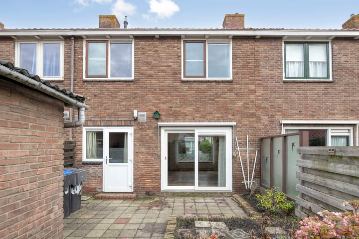 Foto 15 van Krijn van den Helmstraat 5