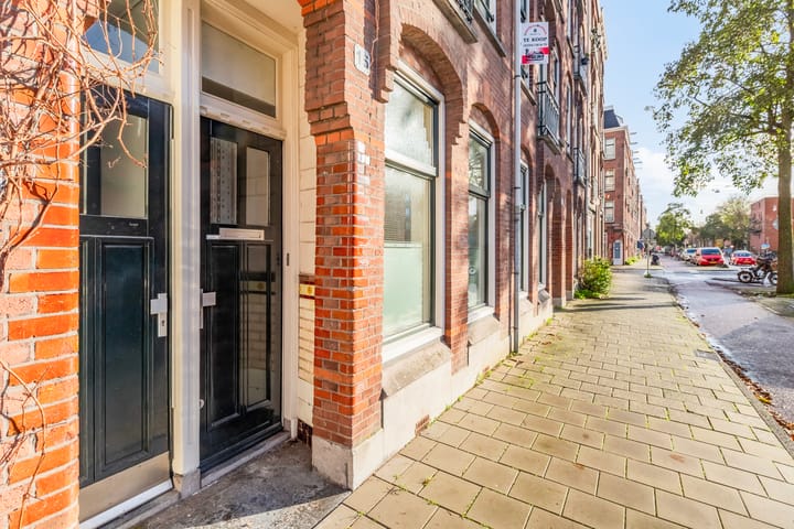 Photo 16 of Van Hallstraat 15-1