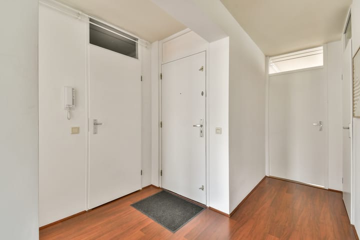 Photo 15 of Jacob van Lennepstraat 246-D