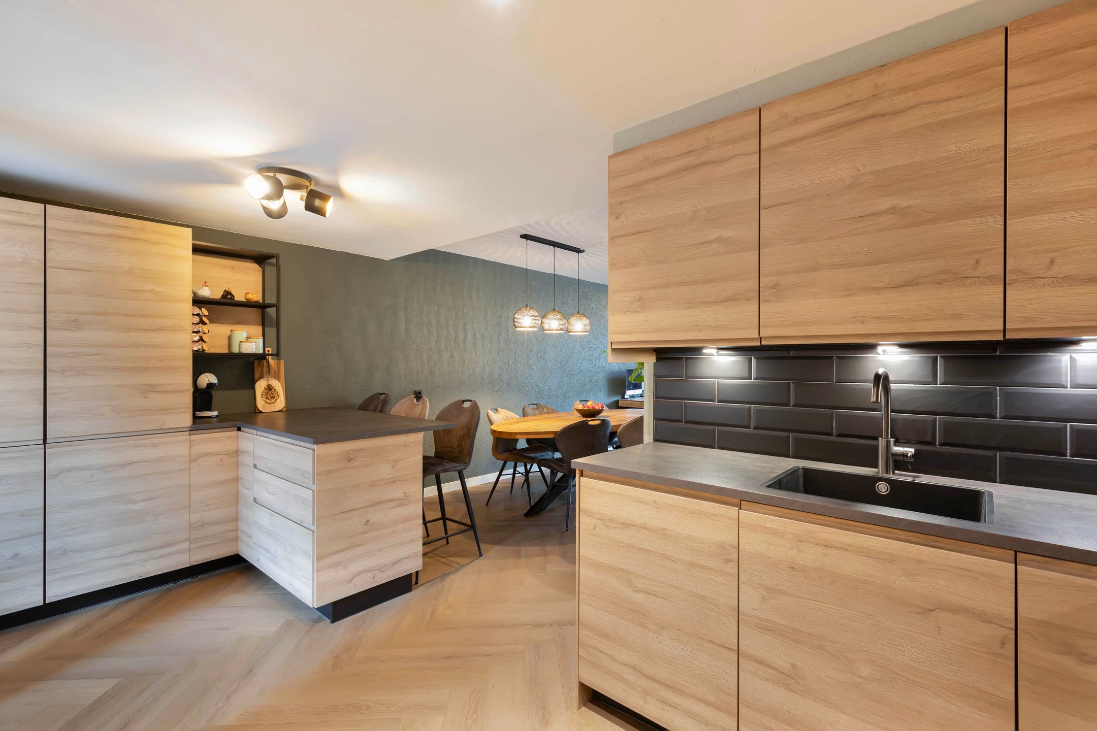 Foto 3 van de Oosthoek 28