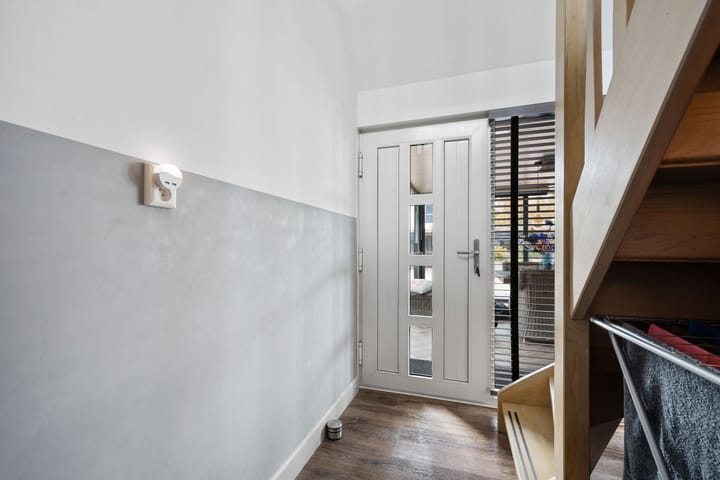 Photo 5 of Ericasestraat 77-A