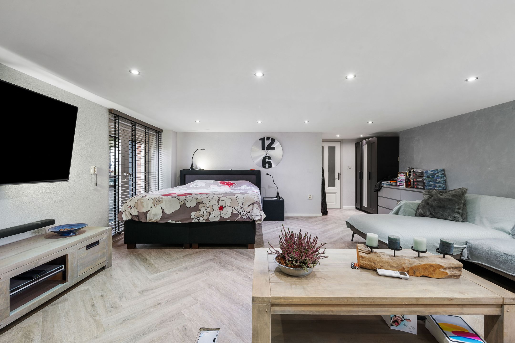 Photo 9 of Ericasestraat 77-A