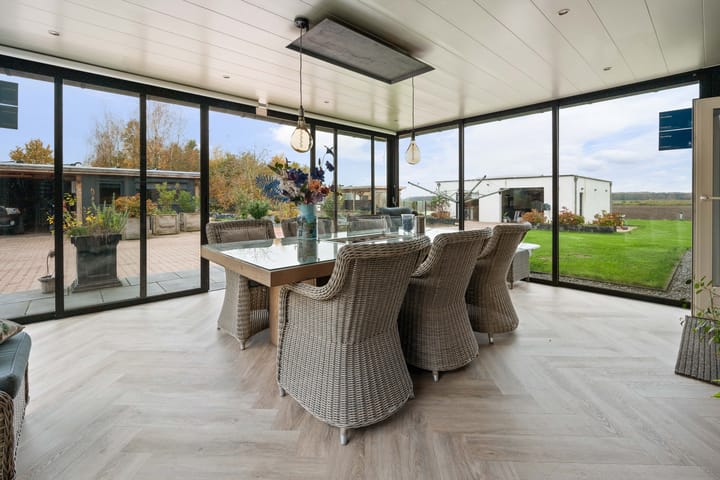 Photo 14 of Ericasestraat 77-A