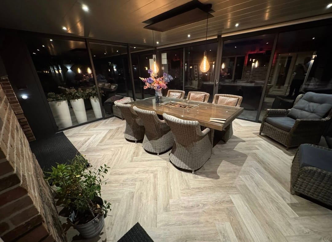 Photo 16 of Ericasestraat 77-A