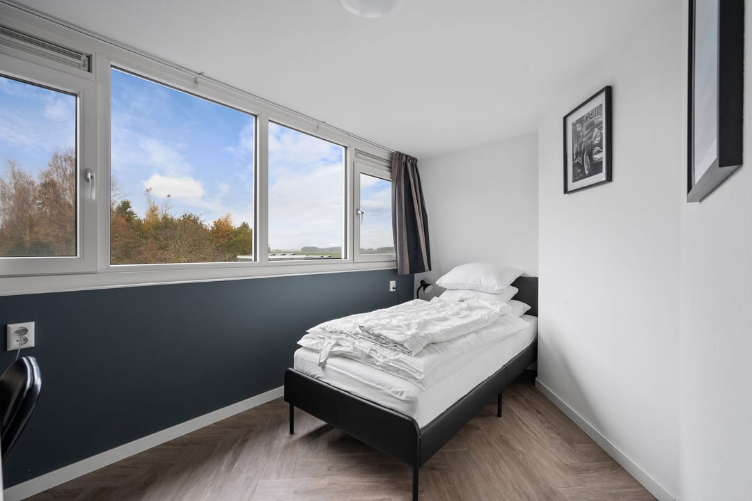 Photo 26 of Ericasestraat 77-A