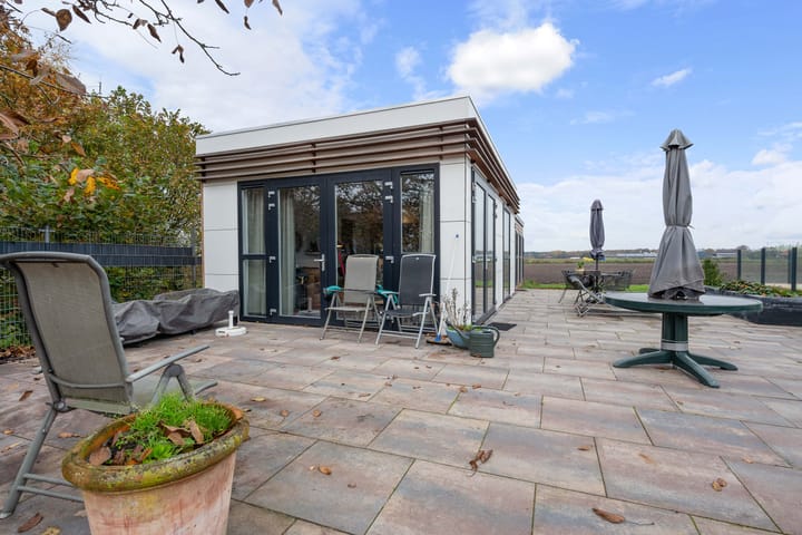 Photo 50 of Ericasestraat 77-A