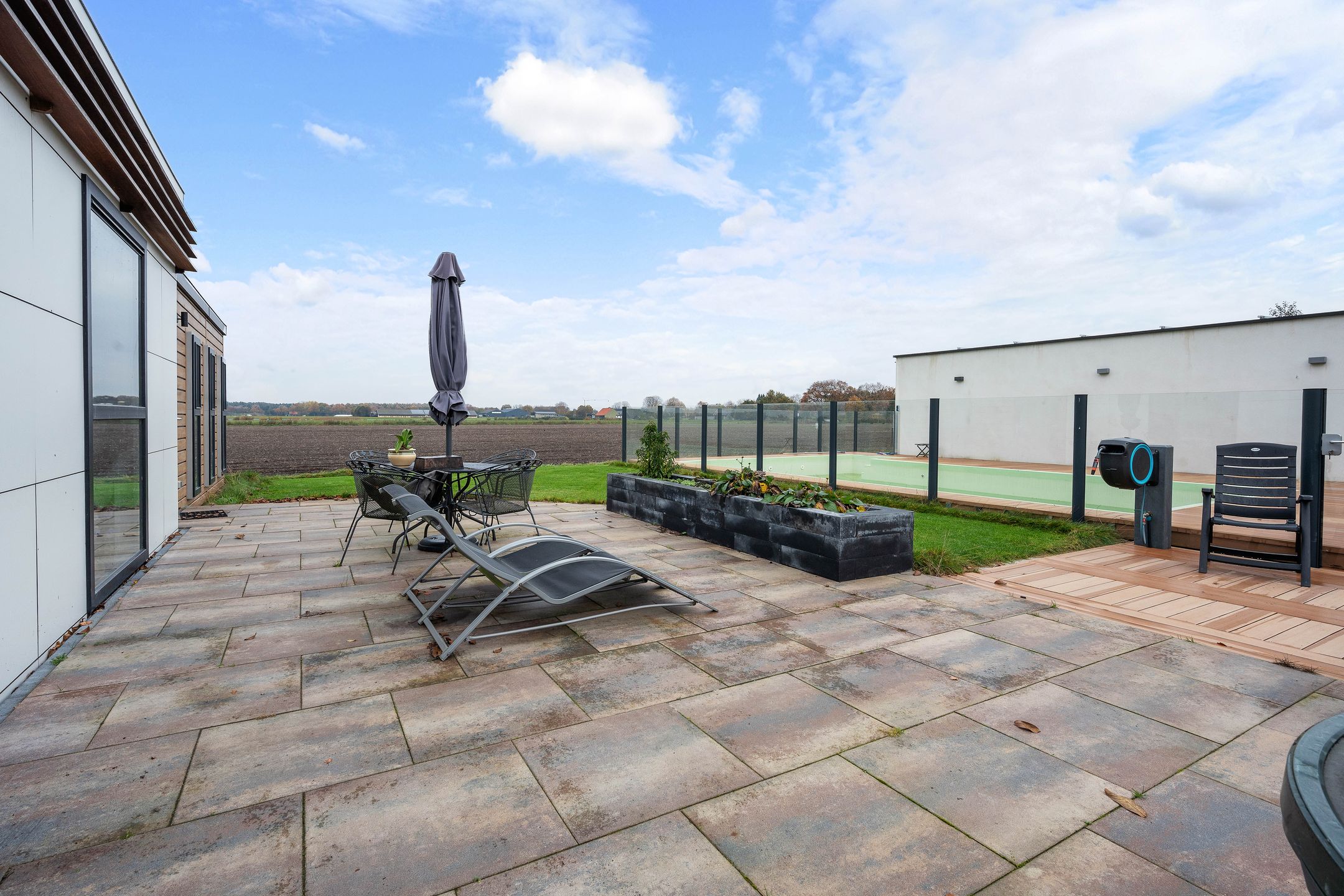 Photo 51 of Ericasestraat 77-A