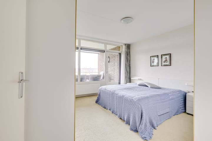 Photo 23 of Kristalwater 98