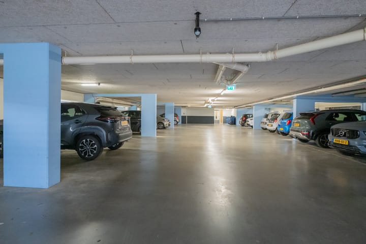 Photo 41 of Kristalwater 98