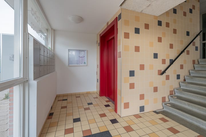 Photo 43 of Kristalwater 98