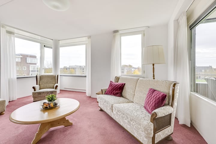 Photo 11 of Kristalwater 98