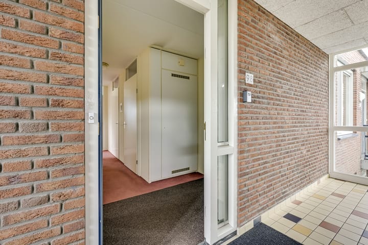 Photo 6 of Kristalwater 98