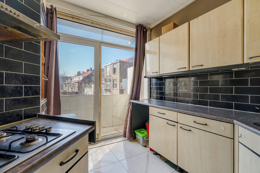 Photo 8 of Van Zeggelenlaan 5