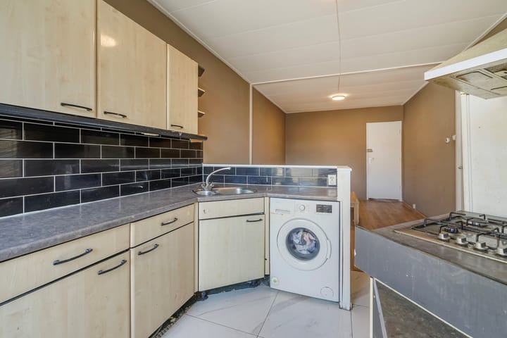 Photo 7 of Van Zeggelenlaan 5