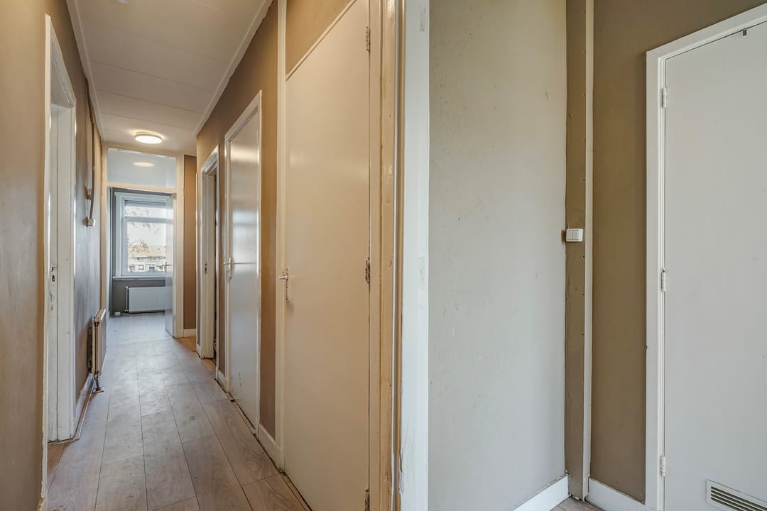 Photo 11 of Van Zeggelenlaan 5