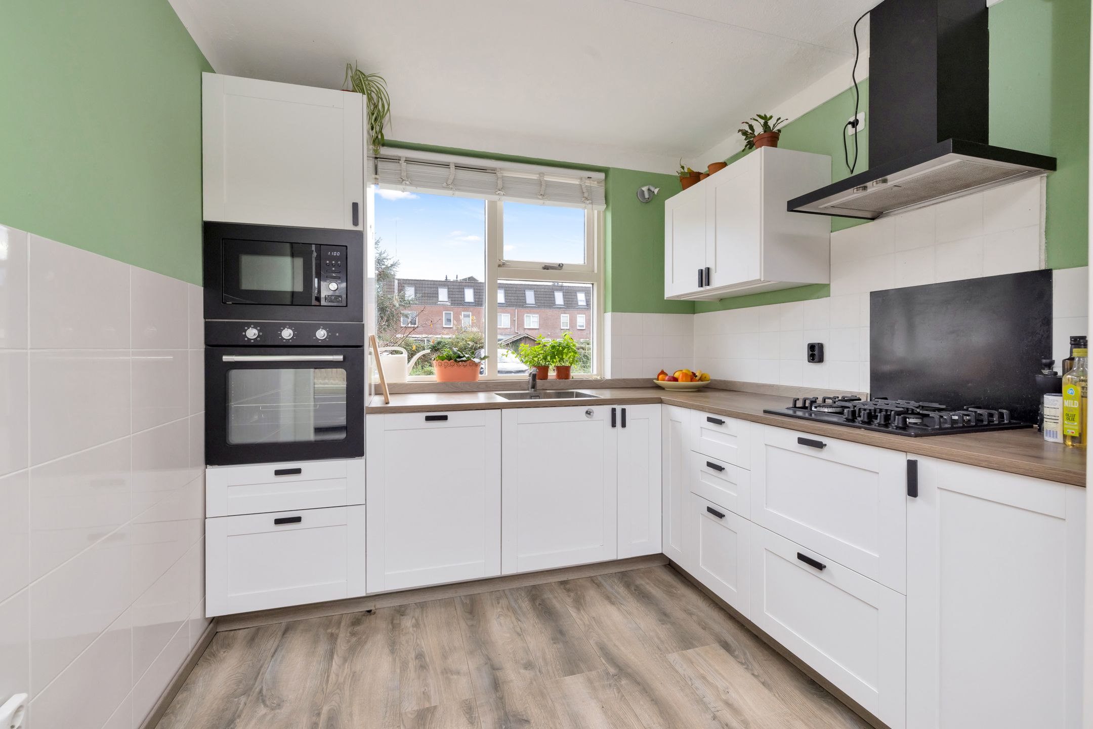 Foto 12 van Leemwierde 1