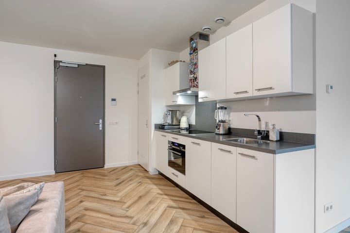 Foto 14 van Burgemeester Elsenlaan 323-F306