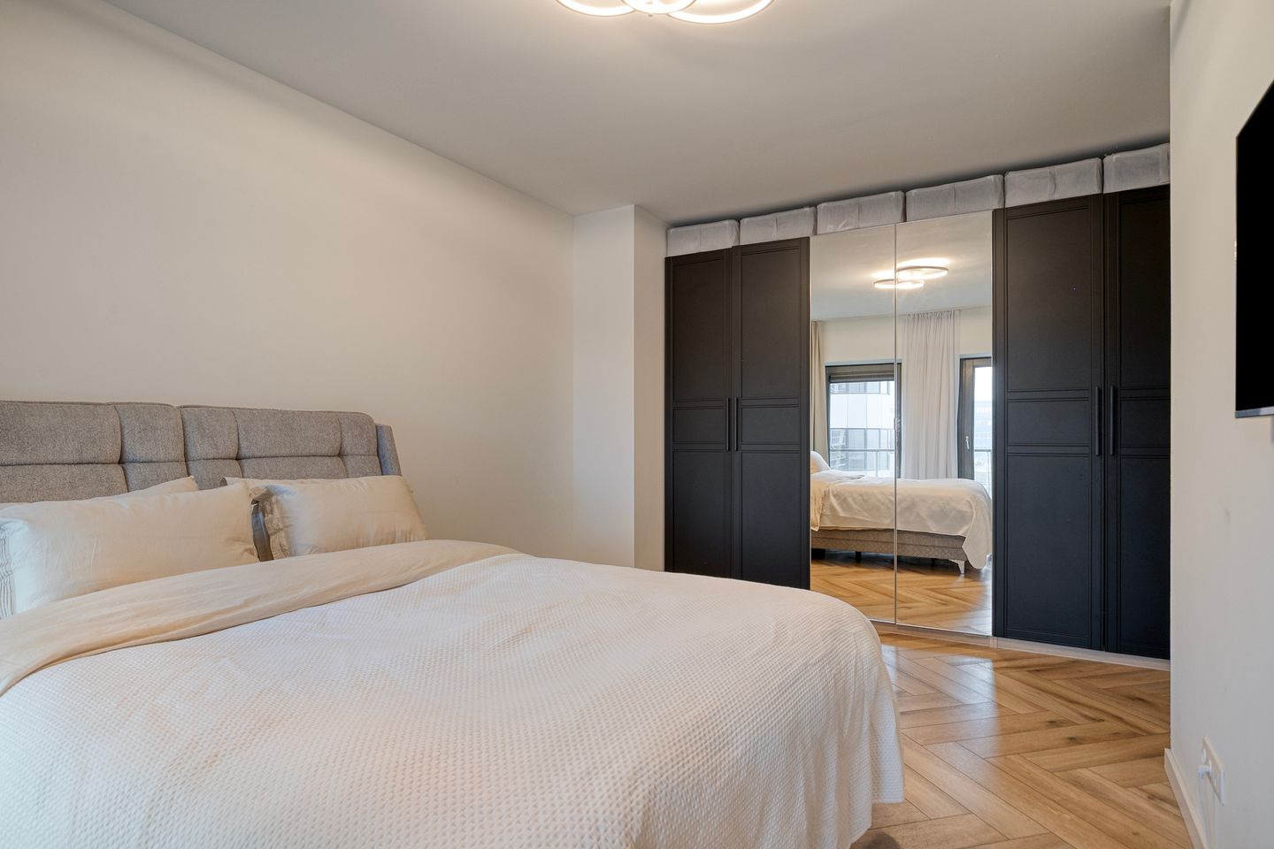 Foto 19 van Burgemeester Elsenlaan 323-F306