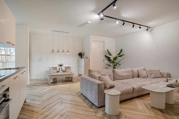 Foto 11 van Burgemeester Elsenlaan 323-F306