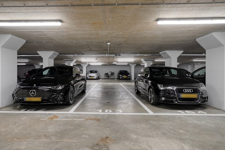 Foto 20 van Burgemeester Elsenlaan 323-F306