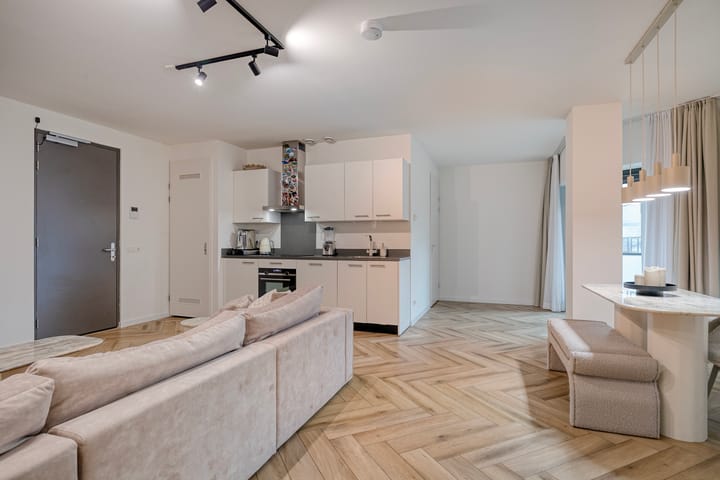 Foto 12 van Burgemeester Elsenlaan 323-F306